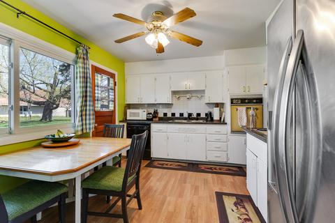 842 Elma Ave, Elgin, IL 60120 photo 7
