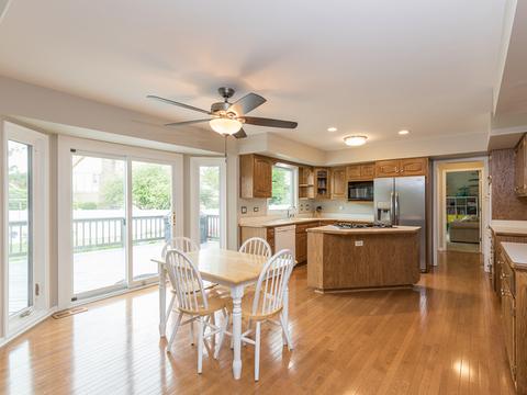 190 Brighton Dr, Wheaton, IL 60189 photo 9