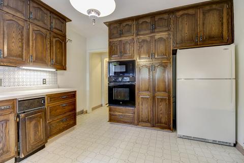 1018 W Springfield Ave, Champaign, IL 61821 photo 22