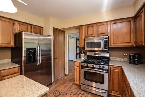 4357 Eagle Ct, Gurnee, IL 60031 photo 16