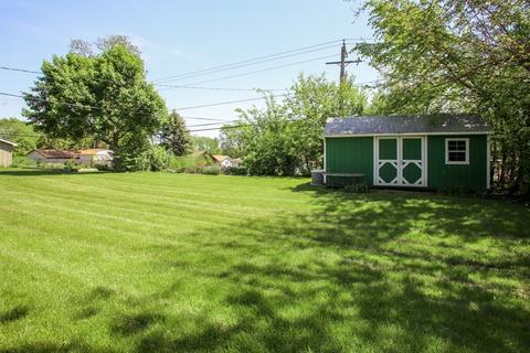 85 Pleasant St, Hoffman Estates, IL 60169 photo 16