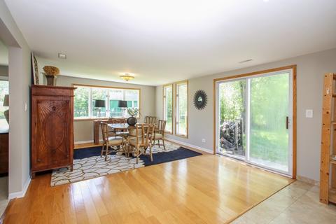 85 Pleasant St, Hoffman Estates, IL 60169 photo 7
