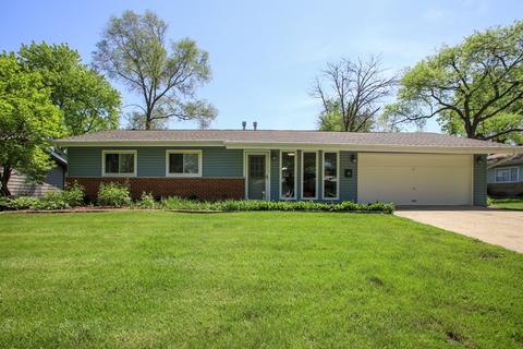85 Pleasant St, Hoffman Estates, IL 60169 photo 1