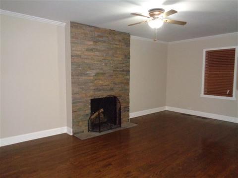 8741 Elm Dr, Des Plaines, IL 60016 photo 17