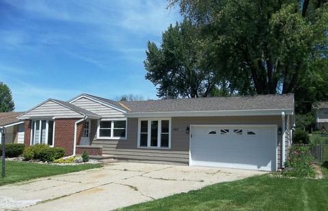 1217 Tee St, Dixon, IL 61021 photo 2