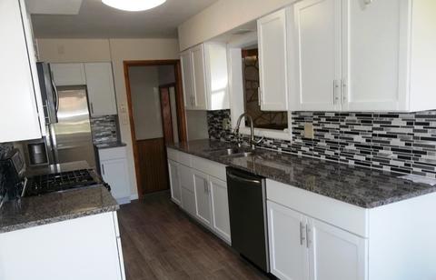 1217 Tee St, Dixon, IL 61021 photo 4