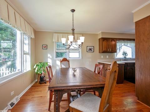 11 Melvina Ct, Algonquin, IL 60102 photo 3