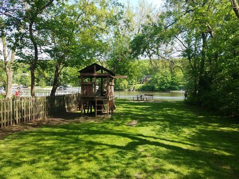 11 Melvina Ct, Algonquin, IL 60102 photo 12