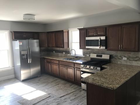 500 Bangs St, Aurora, IL 60505 photo 5