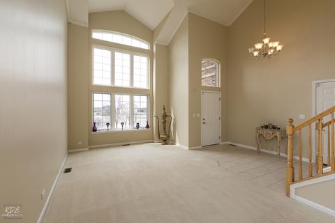 6708 Haley Ct, Plainfield, IL 60586 photo 2
