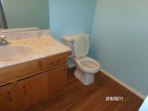 641 Alice Ct, Elgin, IL 60123 photo 5