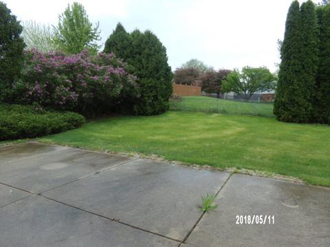 641 Alice Ct, Elgin, IL 60123 photo 19