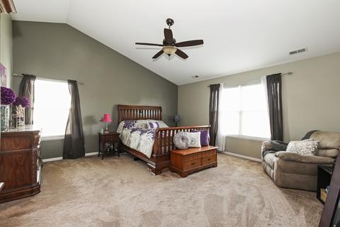 6071 Frank Dr, Hoffman Estates, IL 60192 photo 9