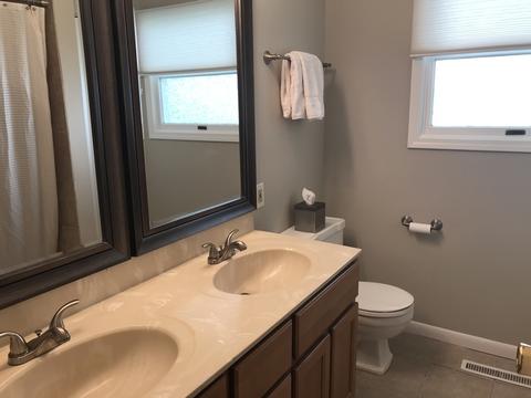 4360 Hoover St, Rolling Meadows, IL 60008 photo 11
