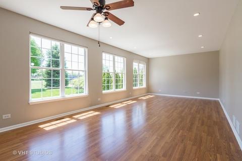 769 Meadow Dr, Des Plaines, IL 60016 photo 9