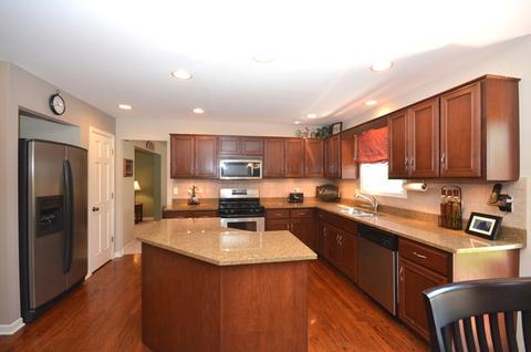 13347 Blackstone Ln, Plainfield, IL 60585 photo 11