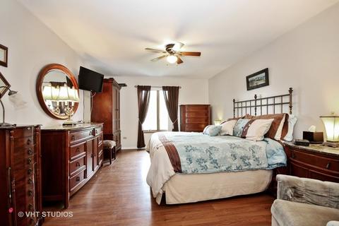1319 Post Oak Ct, Crest Hill, IL 60403 photo 6