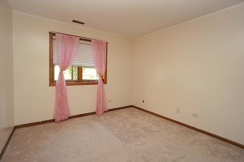 1482 Stonebridge Cir #C2, Wheaton, IL 60189 photo 6