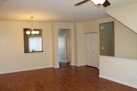 3408 Cameron Dr, Elgin, IL 60124 photo 4