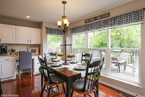2207 Barrett Dr, Algonquin, IL 60102 photo 7
