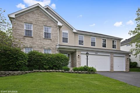 2207 Barrett Dr, Algonquin, IL 60102 photo 1