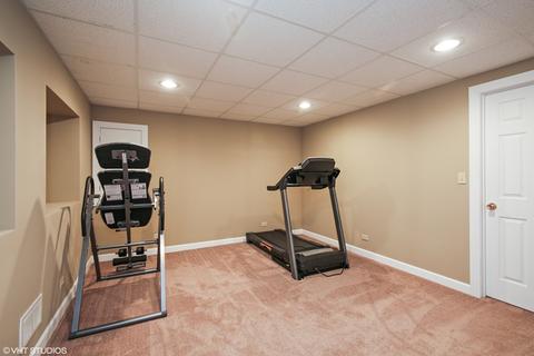 2207 Barrett Dr, Algonquin, IL 60102 photo 22