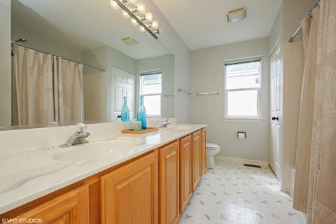 2207 Barrett Dr, Algonquin, IL 60102 photo 19