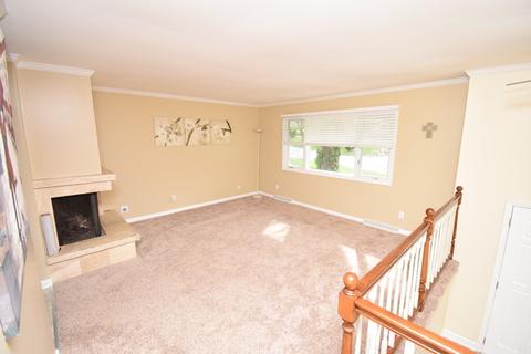 55 S Seebert St, Cary, IL 60013 photo 8