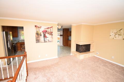 55 S Seebert St, Cary, IL 60013 photo 6
