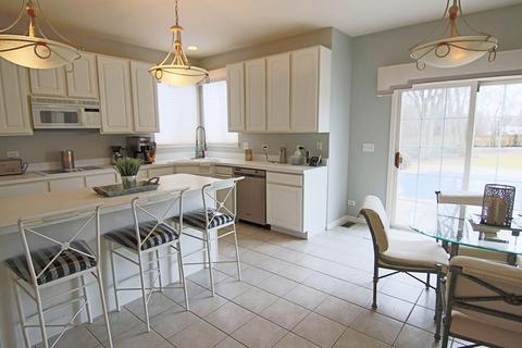 400 Pinehurst Ct, Gurnee, IL 60031 photo 16