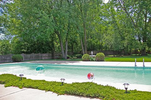 400 Pinehurst Ct, Gurnee, IL 60031 photo 35