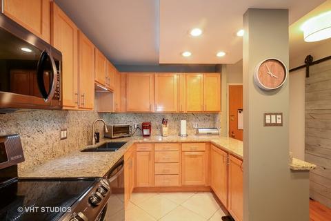 211 E Ohio St #823, Chicago, IL 60611 photo 5