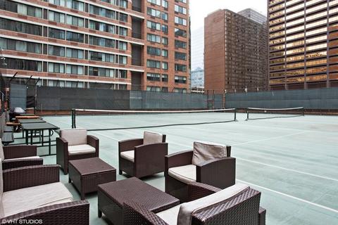 211 E Ohio St #823, Chicago, IL 60611 photo 18