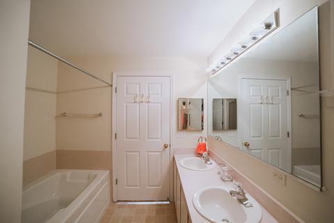3115 Town Square Dr #304, Rolling Meadows, IL 60008 photo 17