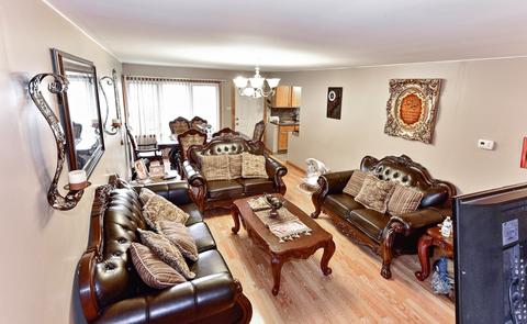 7704 Lorel Ave, Burbank, IL 60459 photo 3