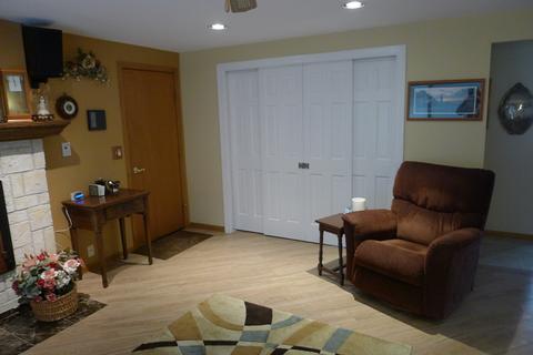 4030 Suffolk Ln, Hoffman Estates, IL 60192 photo 16