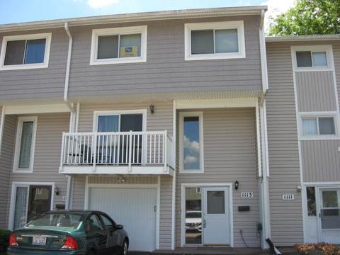 1113 Sandpiper Ct, Bartlett, IL 60103 photo 1