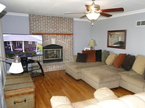 957 E North Rd, Ashkum, IL 60911 photo 5