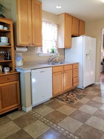 608 Corey Ln, Champaign, IL 61822 photo 12