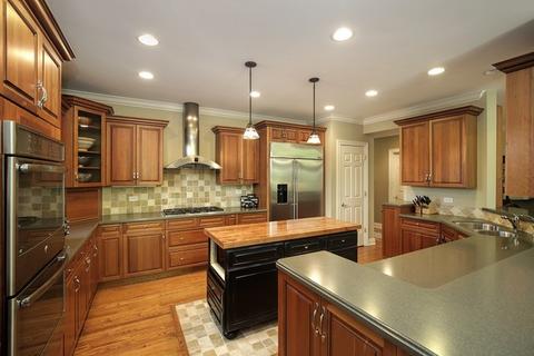 2929 Independence Ave, Glenview, IL 60026 photo 6