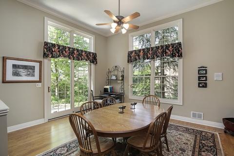 2929 Independence Ave, Glenview, IL 60026 photo 8