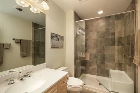 2929 Independence Ave, Glenview, IL 60026 photo 14