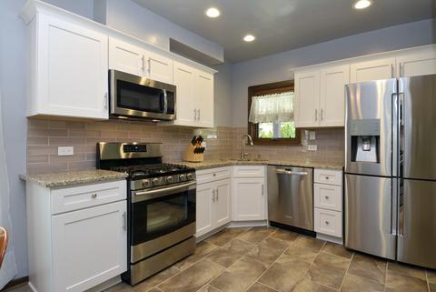 1375 Campbell Ave, Des Plaines, IL 60016 photo 13