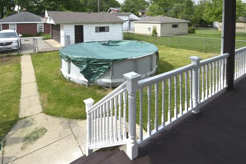1375 Campbell Ave, Des Plaines, IL 60016 photo 28