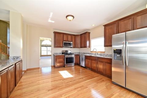 126 Rushmore Dr, Bartlett, IL 60103 photo 3