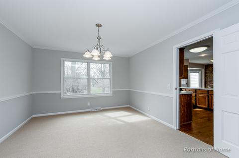 1440 Stoddard Ave, Wheaton, IL 60187 photo 4