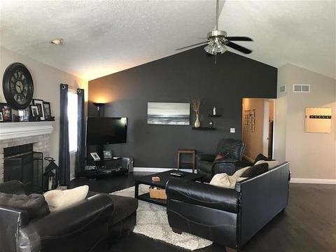 488 Merilot Dr, Roscoe, IL 61073 photo 4
