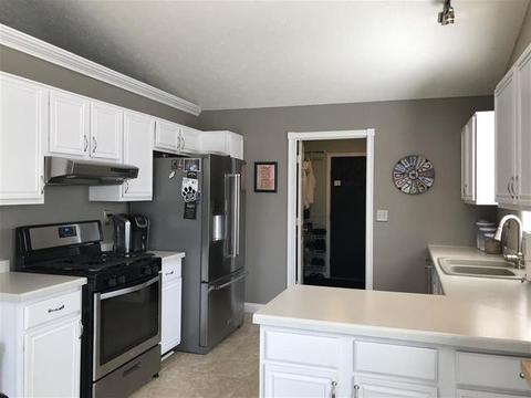 488 Merilot Dr, Roscoe, IL 61073 photo 6