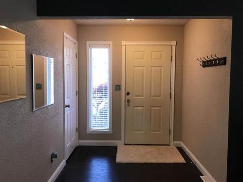 488 Merilot Dr, Roscoe, IL 61073 photo 2