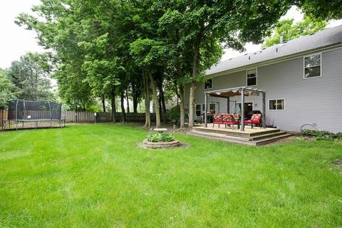 205 S Oakleaf Rd, Algonquin, IL 60102 photo 20
